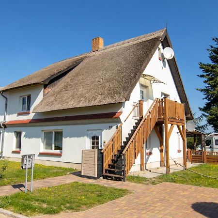 Ferienwohnung Sonnenseite Freest Ngoại thất bức ảnh